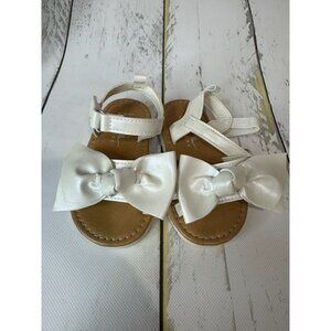 Nicole Miller Bow sandals size 5